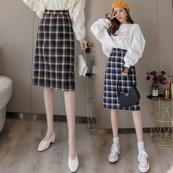 Kockás női szoknya magas derékkal - közepes hosszúságú