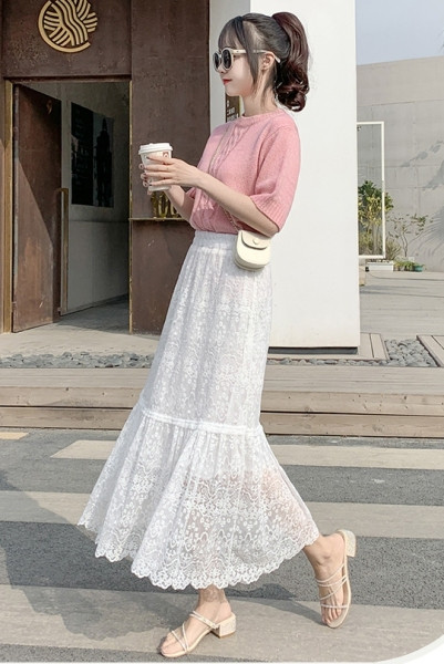 Moderni sieviešu mežģīņu svārki ar augstu vidukli