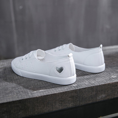 Odiniai moteriški laisvalaikio batai plokščiu padu, baltos spalvos