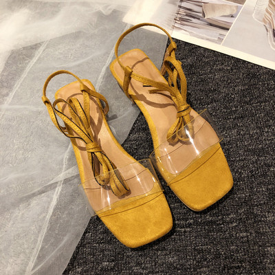 Šiuolaikinės moteriškos basutės iš ekologiškos zomšos su raišteliais