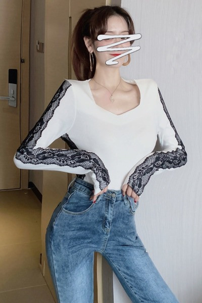 Šiuolaikinė moteriška palaidinė su nėriniais