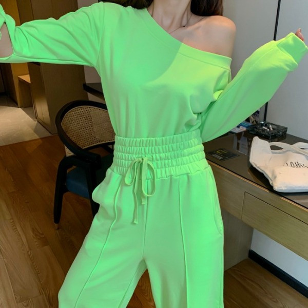 Új modell női szett - széles nadrág és blúz