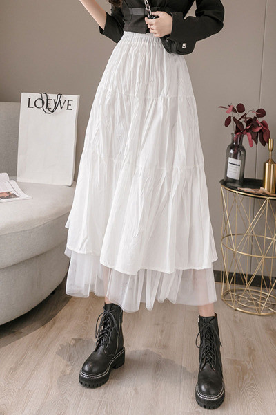 Lezser női szoknya, magas derékkal és tüllel