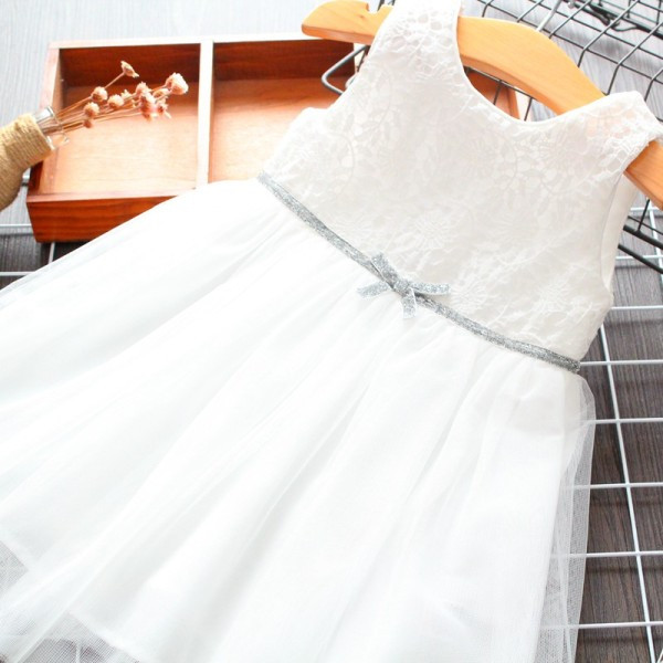 Izgriezta modeļa bērnu kleita meitenēm ar lentīti un O veida izgriezumu