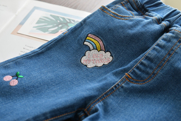 Bērnu garie džinsi ar izšuvumu meitenēm