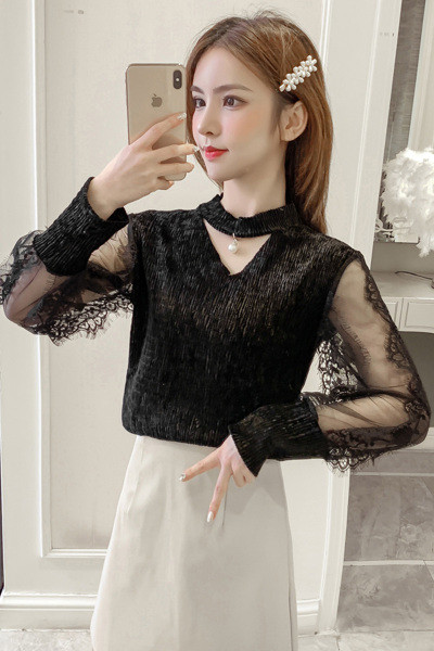 Elegantne naiste särk pitsielementide ja pärliga