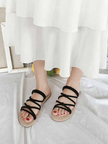 Ikdienas sieviešu sandales ar plakanām zolēm un ādas lencēm