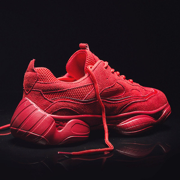 Jauns vīriešu kedu modelis no eko zamšādas ar raupju zoli