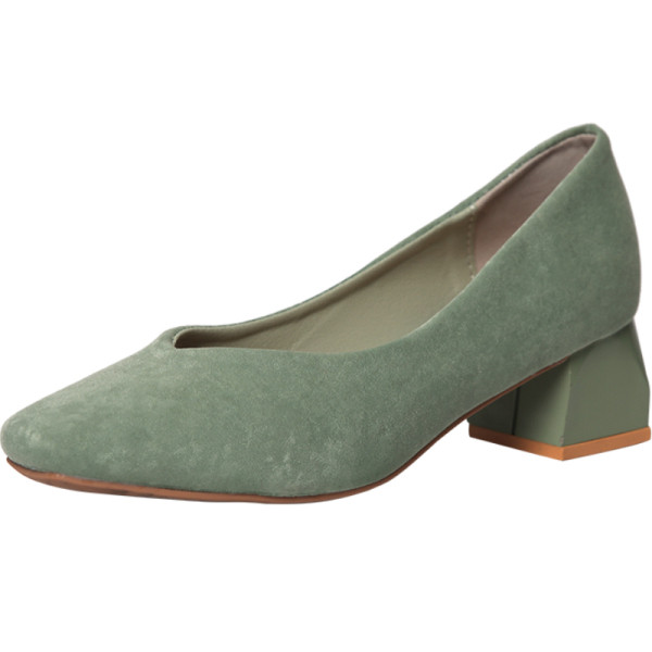 Paprastas moteriškų batų modelis iš ekologiškos zomšos, 5 cm kulno storio