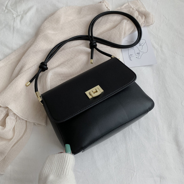 Kahekordse sangaga puhtast naiste nahast kott