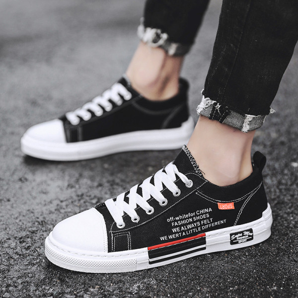 Tekstiilist tossud tekstiilist lipsudega