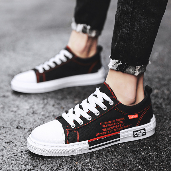 Tekstiilist tossud tekstiilist lipsudega