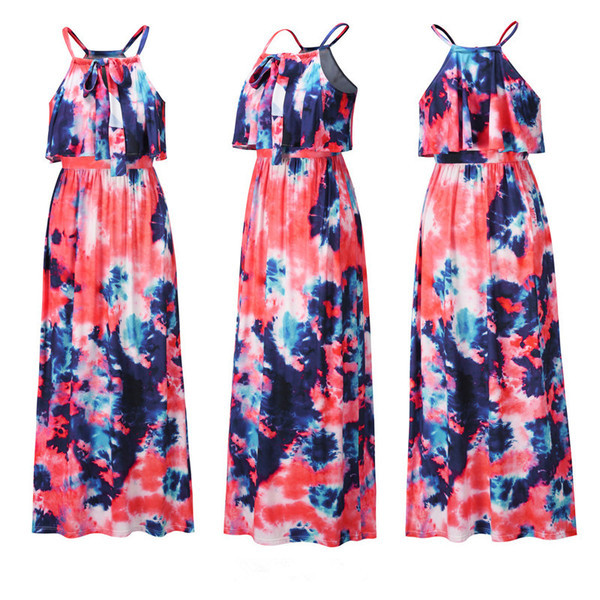 Moderna sieviešu kleita ar atkailinātiem pleciem - piegriezuma modelis