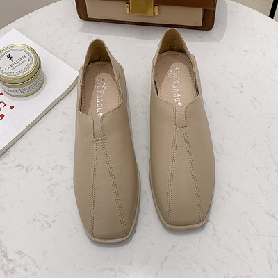 Moteriški laisvalaikio batai iš eko odos plokščiu padu