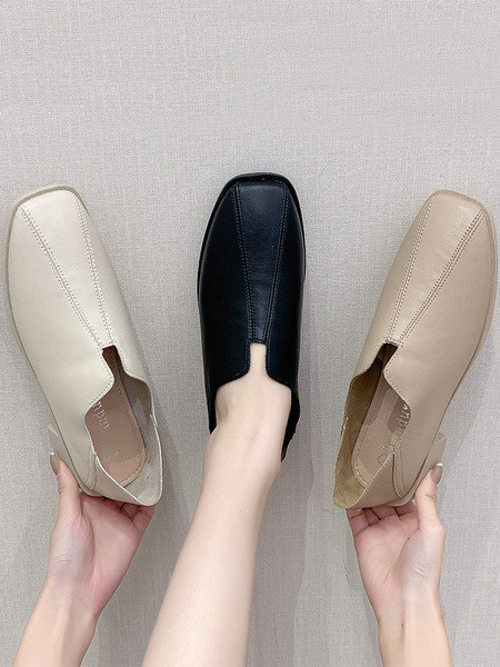 Moteriški laisvalaikio batai iš eko odos plokščiu padu