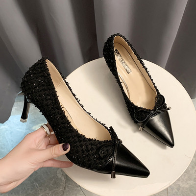 Pagaląsti moteriški batai plonais kulnais ir kaspinu