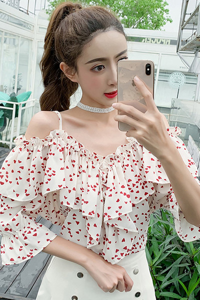 Praegune rihmade ja spitsikaelusega naiste särk