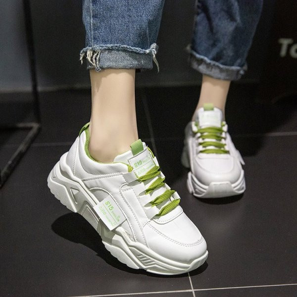 Model nou de adidasi de dama cu talpa aspra si cravate colorate