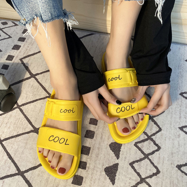 Papuci casual dama cu inscriptii potriviti pentru plaja