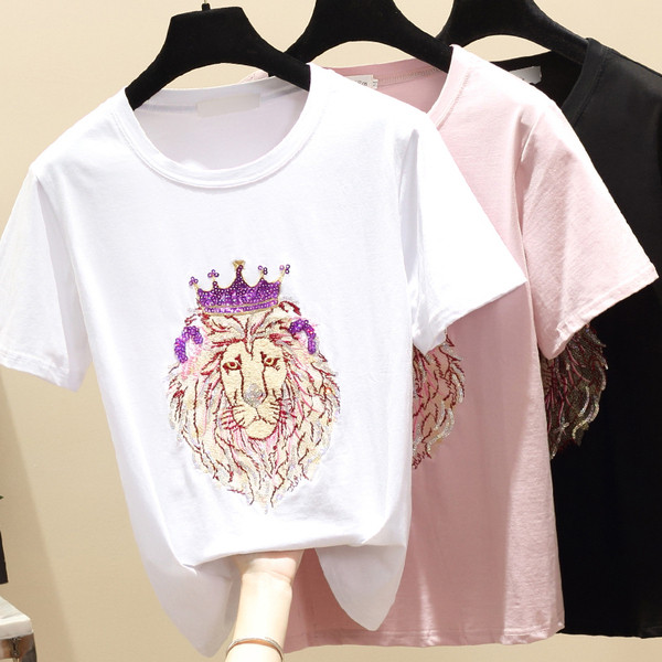 Modernūs moteriški marškinėliai su ovalia iškirpte, trumpomis rankovėmis ir liūto formos siuvinėjimais