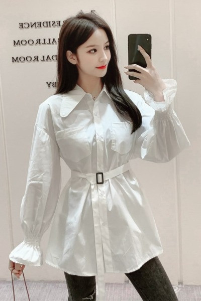 Moodne naiste särk vöö ja taskutega