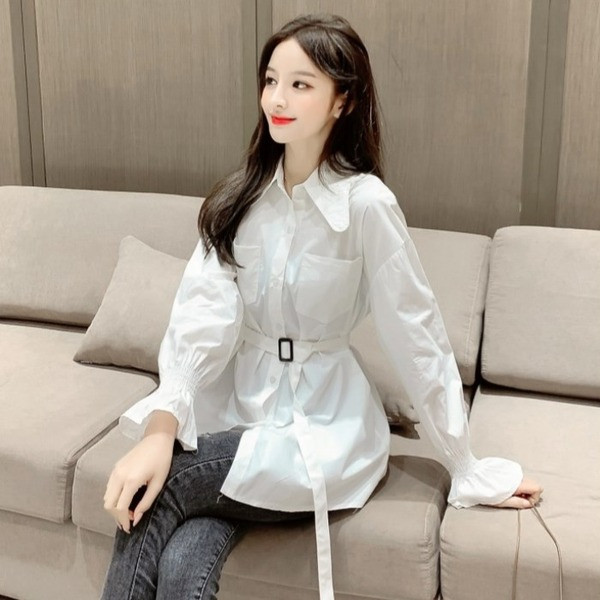 Moodne naiste särk vöö ja taskutega