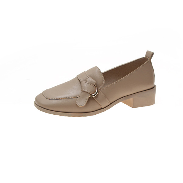 Női alkalmi mokaszin eko bőrből, alacsony, vastag sarokkal