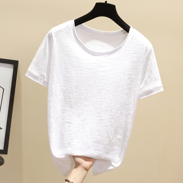 Vienkrāsains kokvilnas sieviešu T-krekls ar ovālu kakla izgriezumu un īsām piedurknēm