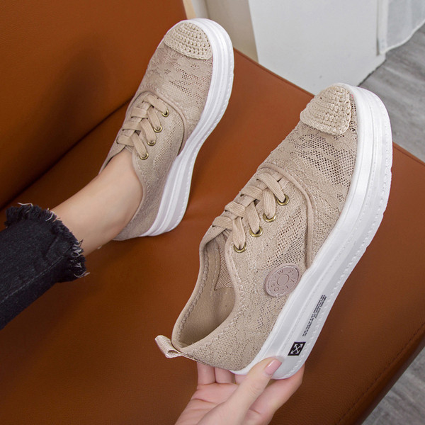 Ikdienas mežģīņu kurpes ar platformu un šņorēm