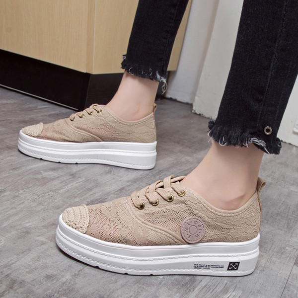 Ikdienas mežģīņu kurpes ar platformu un šņorēm