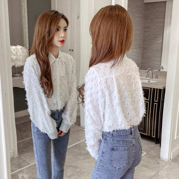 Cămașă elegantă de damă cu ciucuri și guler clasic