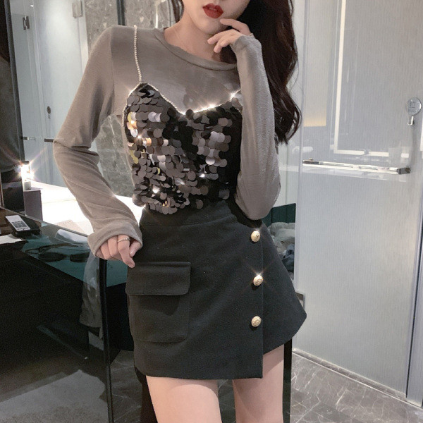 Šiuolaikinė moteriška palaidinė su blizgučių imitacija