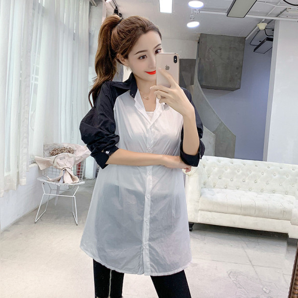 Női alkalmi ing gombokkal és klasszikus gallérral