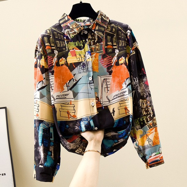 Jauns krāsaina sieviešu krekla modelis ar klasisku apkakli un garām piedurknēm