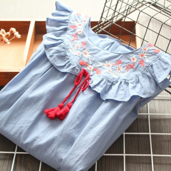 Jauna modeļa zila bērnu kleita ar izšuvumu - piegriezuma modelis