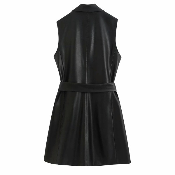 Vesta de dama moderna din piele cu nasturi si curea