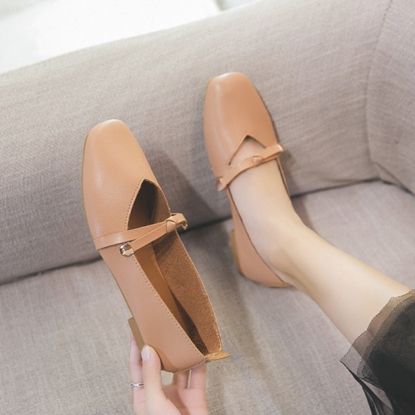 Női alkalmi cipő öko bőrből és lapos talpból - két modell