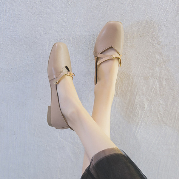 Női alkalmi cipő öko bőrből és lapos talpból - két modell