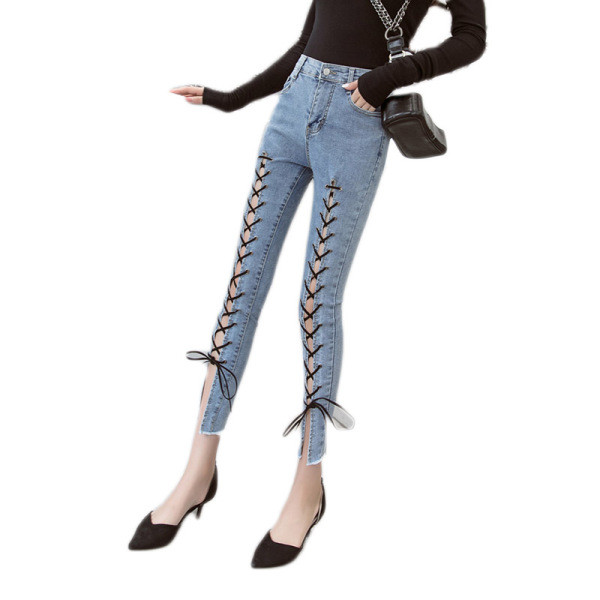 Dabartiniai moteriški džinsai Lieknas modelis su raišteliais ir aukštu liemeniu