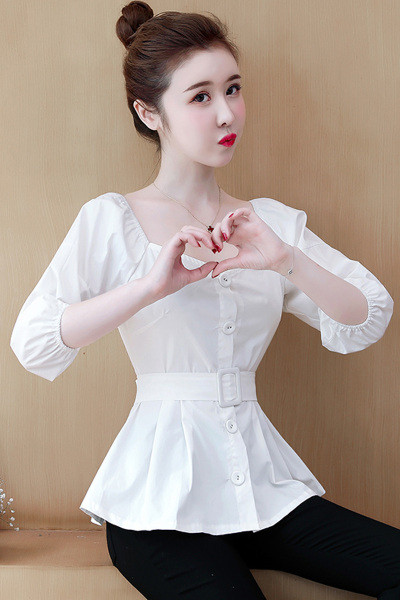 Moderns sieviešu krekls ar 3/4 piedurknēm un jostu