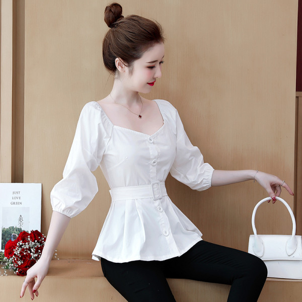 Moderns sieviešu krekls ar 3/4 piedurknēm un jostu