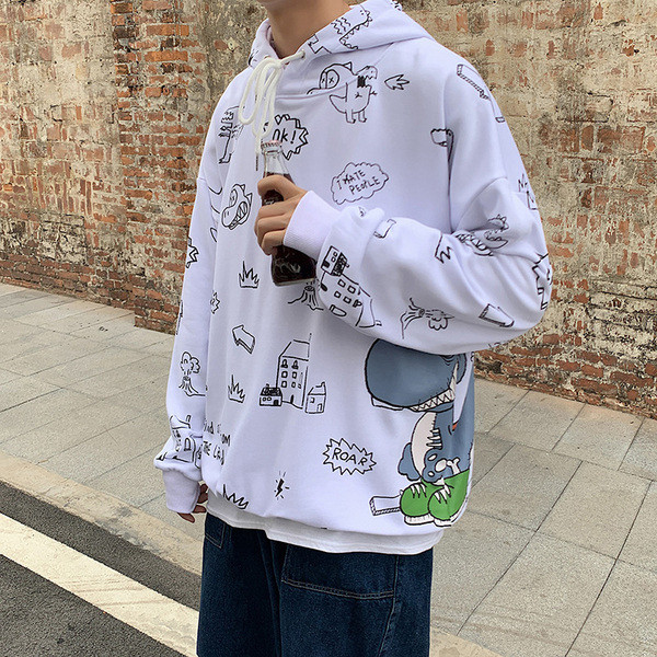 Moderna muška majica s kapuljačom i aplikacijom