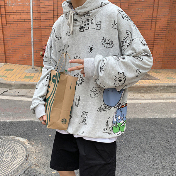 Moderna muška majica s kapuljačom i aplikacijom