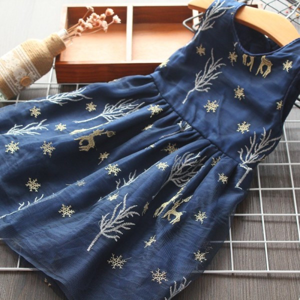 Modern gyerekruha hímzéssel és ovális nyakkivágással