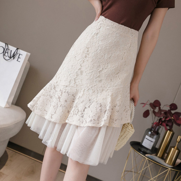 Naiste pitsiline vabaaja seelik tülli ja kõrge vöökohaga