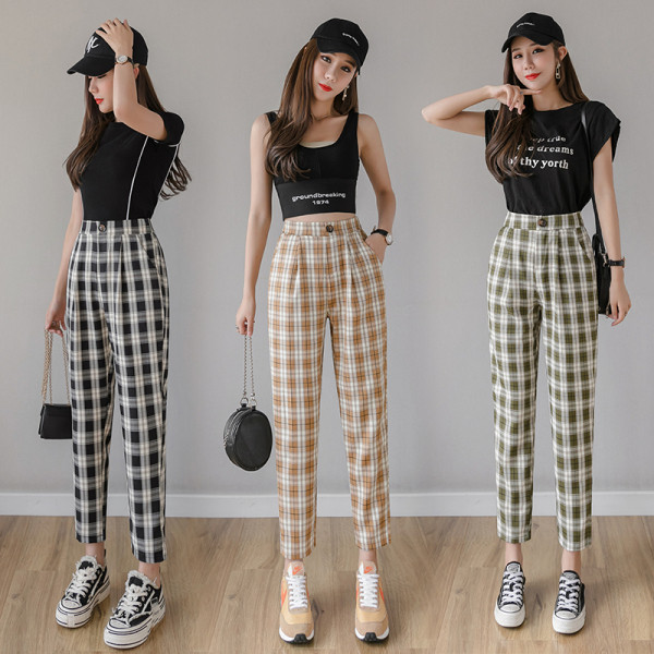 Pantaloni casual dama in carouri cu talie inalta si nasture