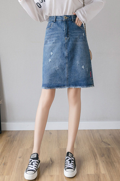 Retro moteriškas džinsinis sijonas aukštu juosmeniu ir siuvinėjimais