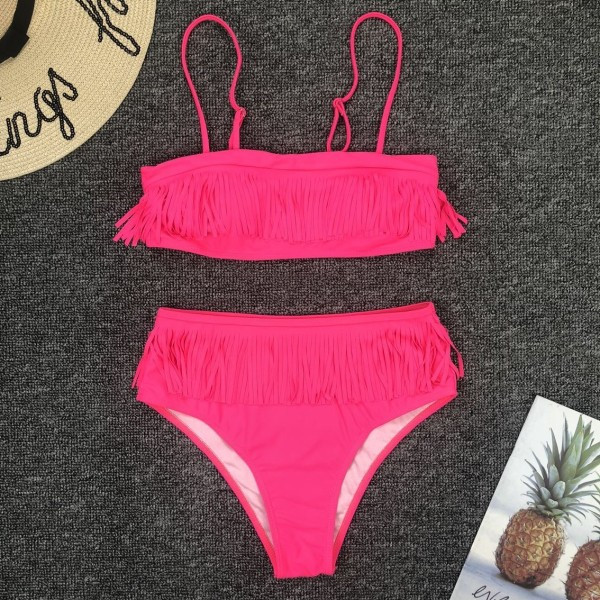 Divdaļīgs peldkostīms ar bārkstīm ciklamenu krāsā