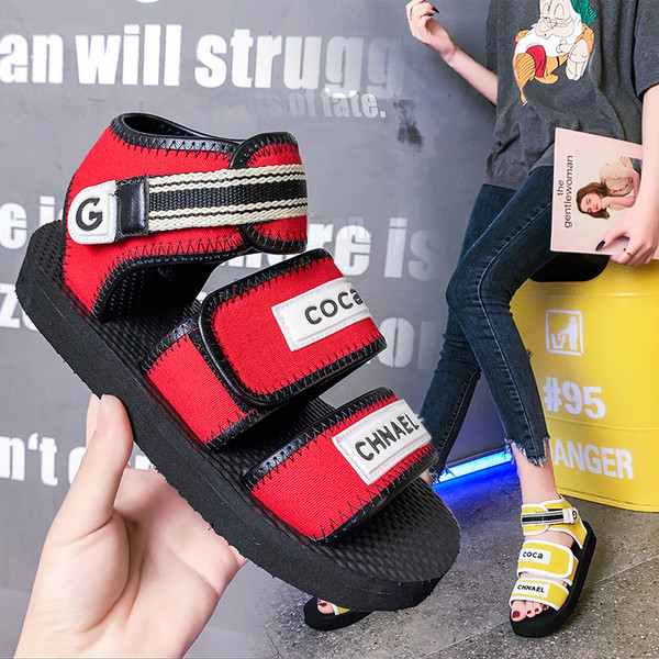 NOU Sandale casual de damă cu talpă plată și velcro