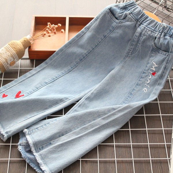 Model nou de blugi pentru copii cu motive rupte si broderie